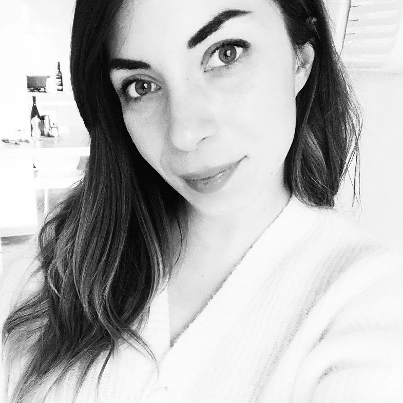 Elisa Villa - Nail Artist - ph profilo