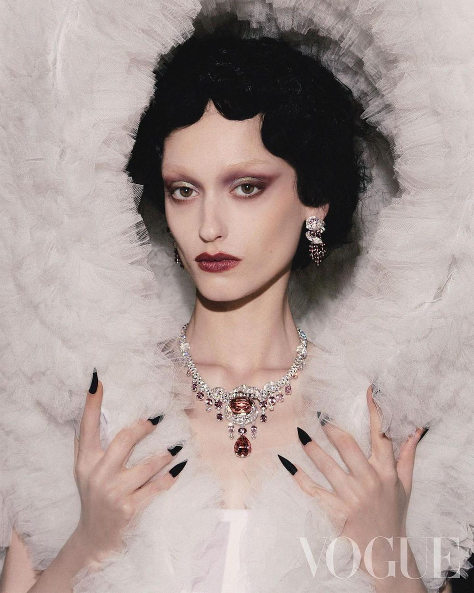 Samyra Magalhães - Nail Artist