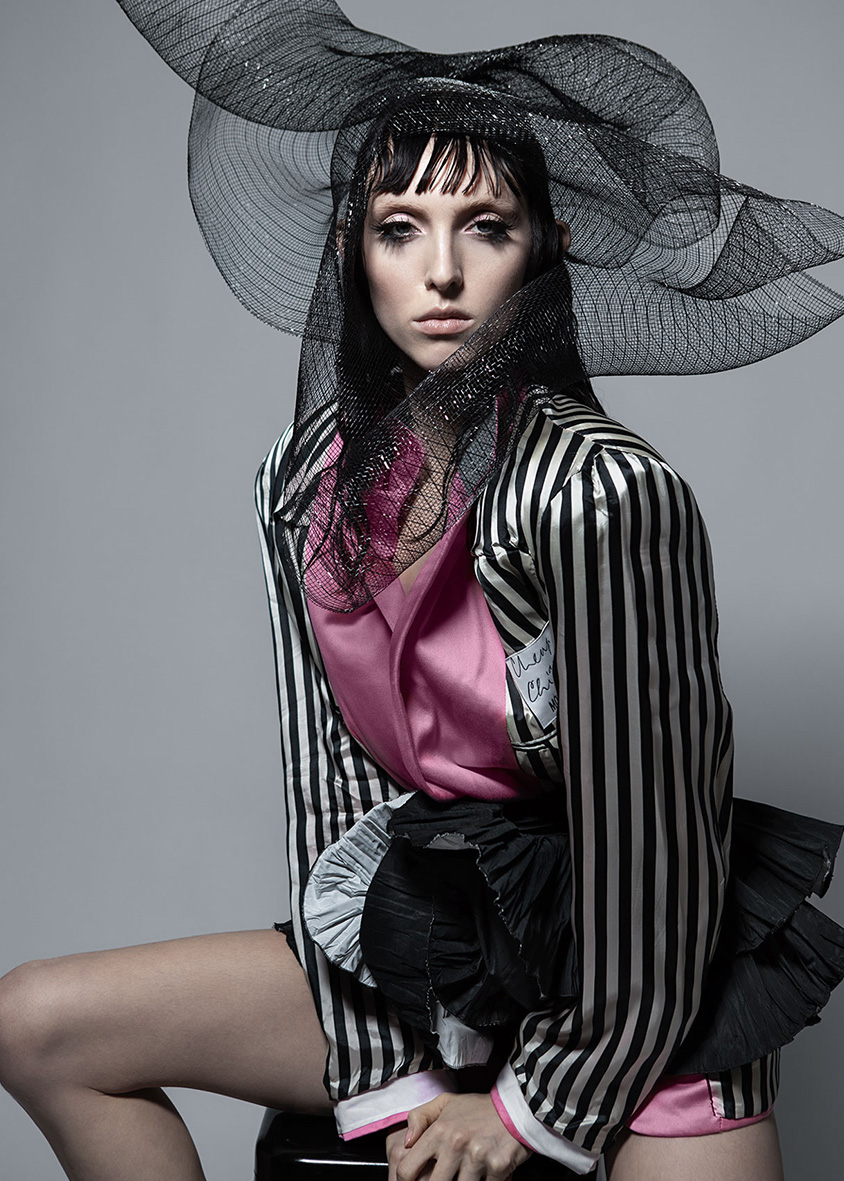 Lara Chrome - Image Retoucher